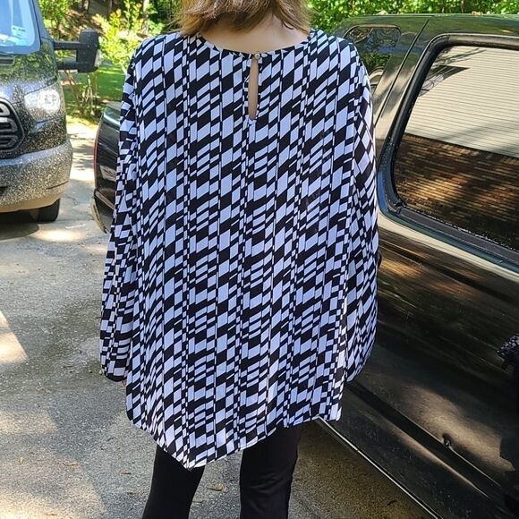 Cato lg slve button up  blk&white blouse - Picture 15 of 15